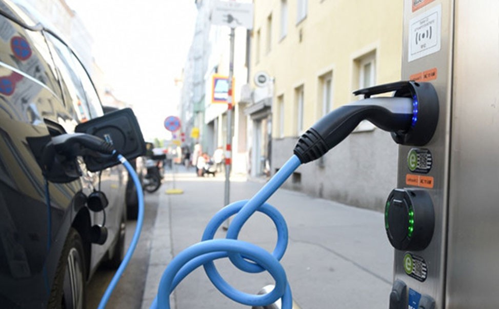 電動車充電樁的技術創(chuàng)新與行業(yè)應用