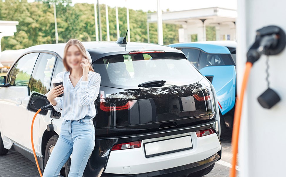 探索未來能源網(wǎng)絡(luò)的新藍(lán)海：汽車充電樁加盟的市場潛力評估