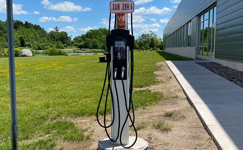 電動汽車充電樁：安全高效，驅動綠色出行新紀元